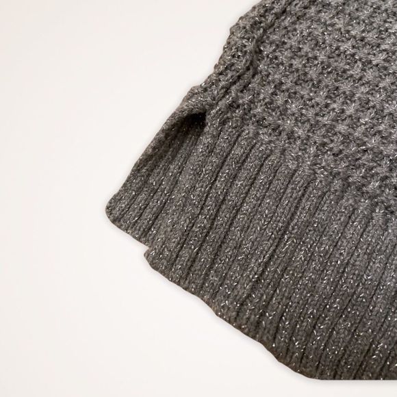 BANANA REPUBLIC Knit Metallic Gray Crewneck Sweater - Picture 4 of 8